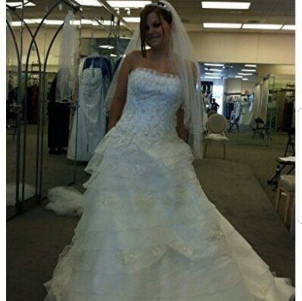 Bridal gown